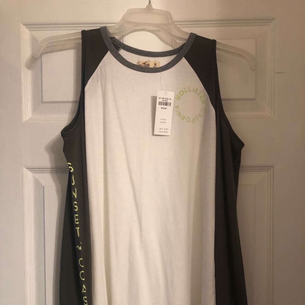 Hollister brand new long sleeves with open shoulder